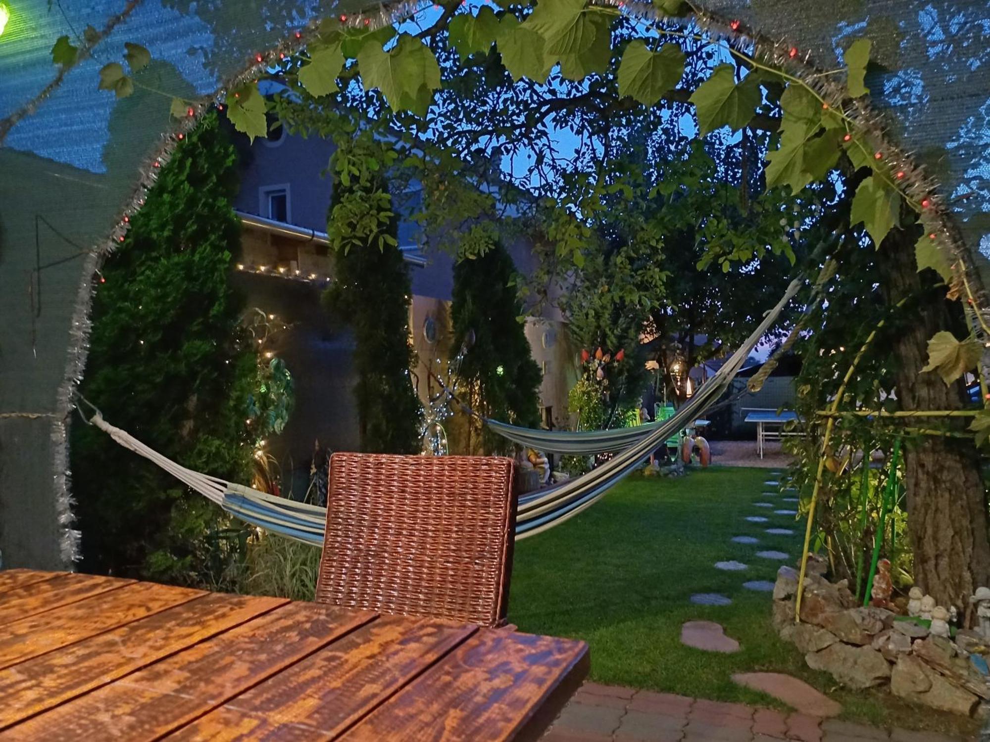 Hotel Casa Marinela à Băile Felix Extérieur photo
