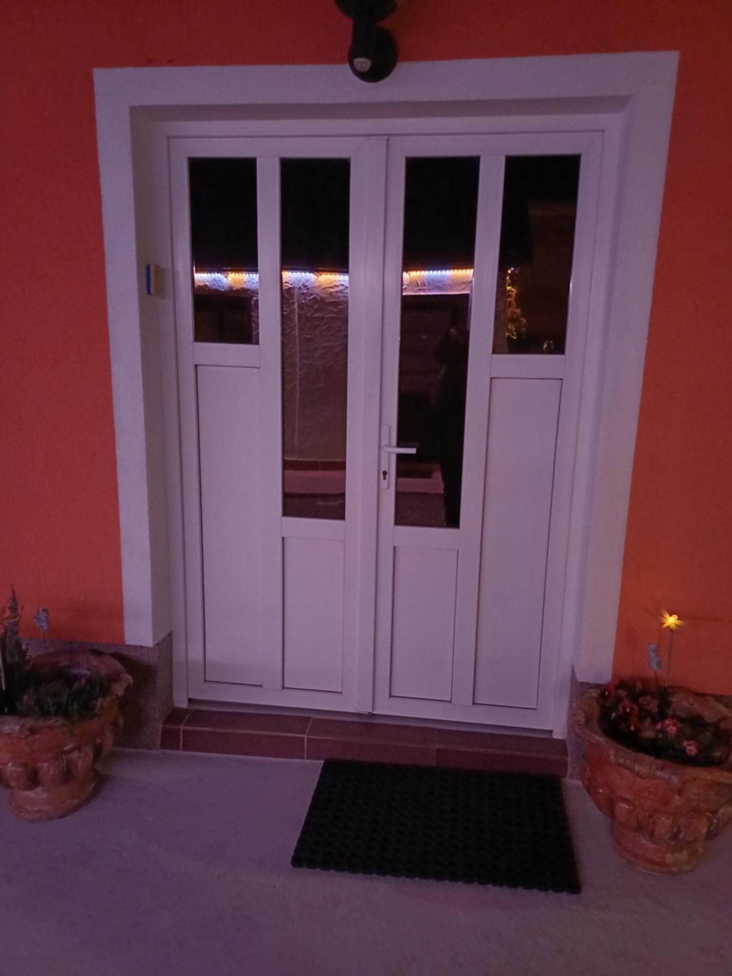 Hotel Casa Marinela à Băile Felix Extérieur photo