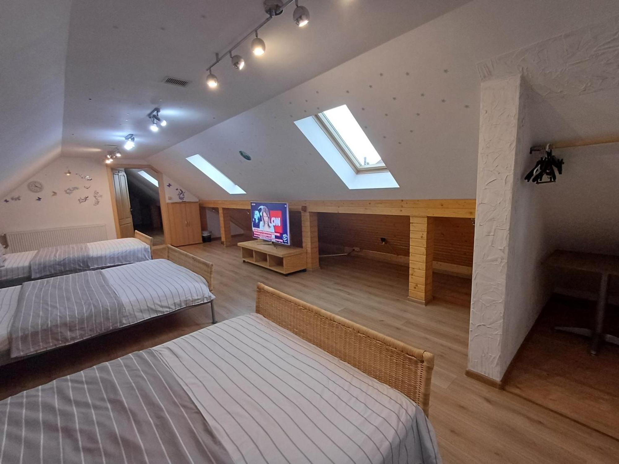 Hotel Casa Marinela à Băile Felix Extérieur photo